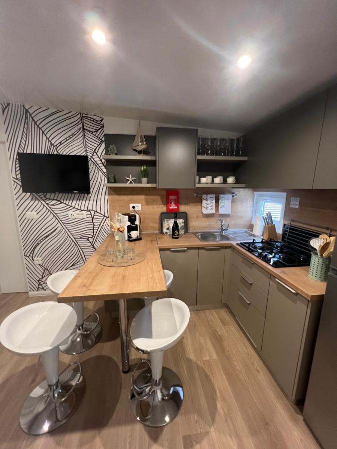 Mobile Homes Malu Biograd Na Moru Dış mekan fotoğraf